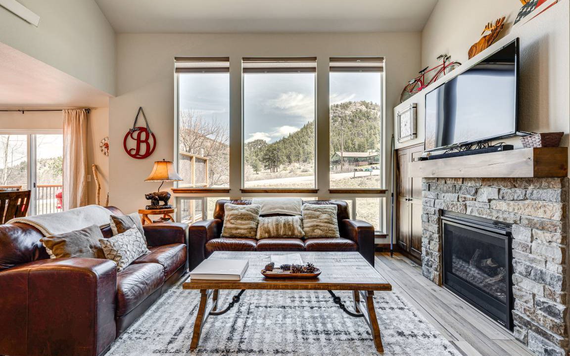 Estes Park Apartment | 148 m² Apartment ∙ 3 bedrooms ∙ 8 guests