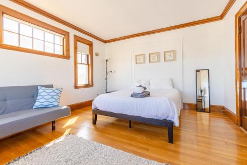 Oak Square House | 154 Quite & Bright & Spacious Apt in Brighton