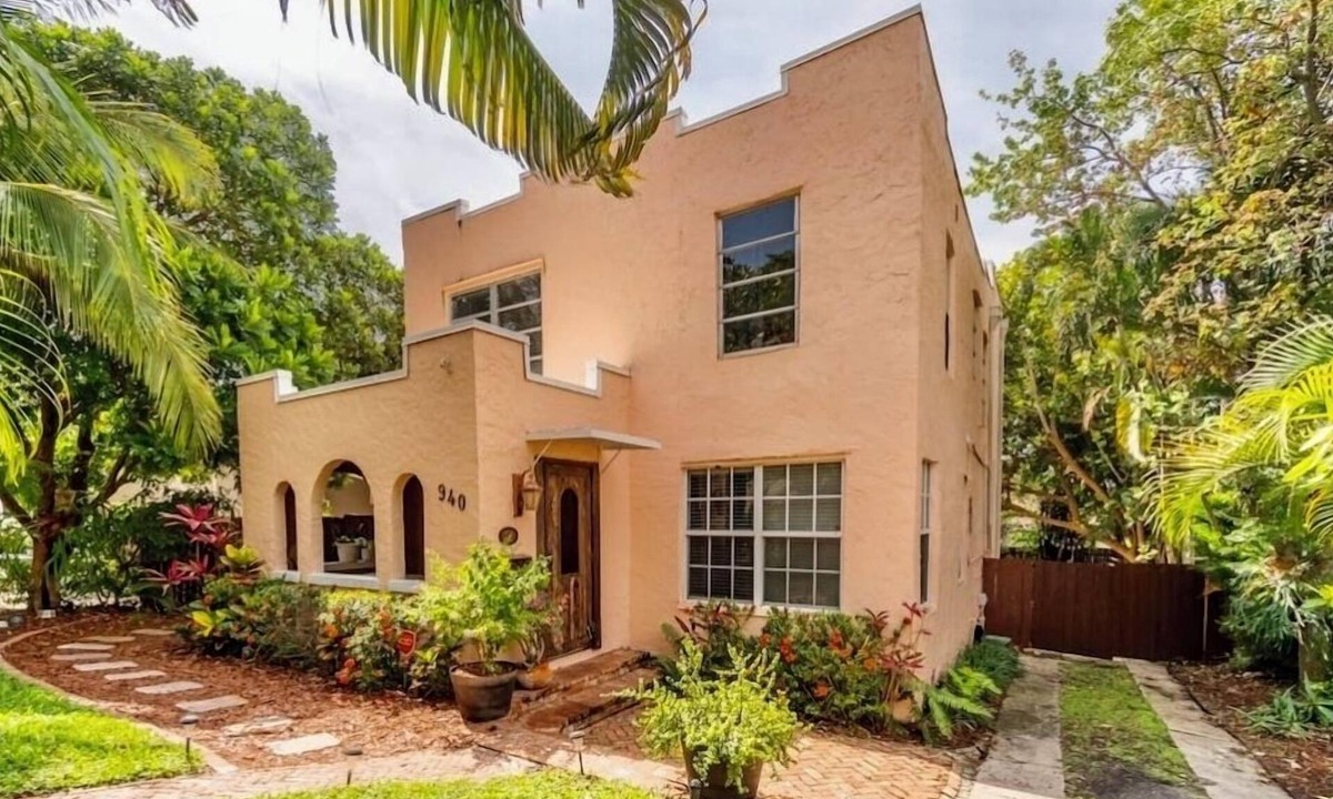 West Palm Beach Villa | 1925 Spanish Historic Gem! Location! Near downtown, Northwood Village and beach