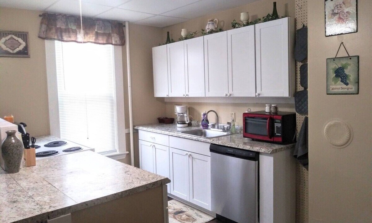 Concord Apartment | 1st Floor Suite in the Heart of Concord