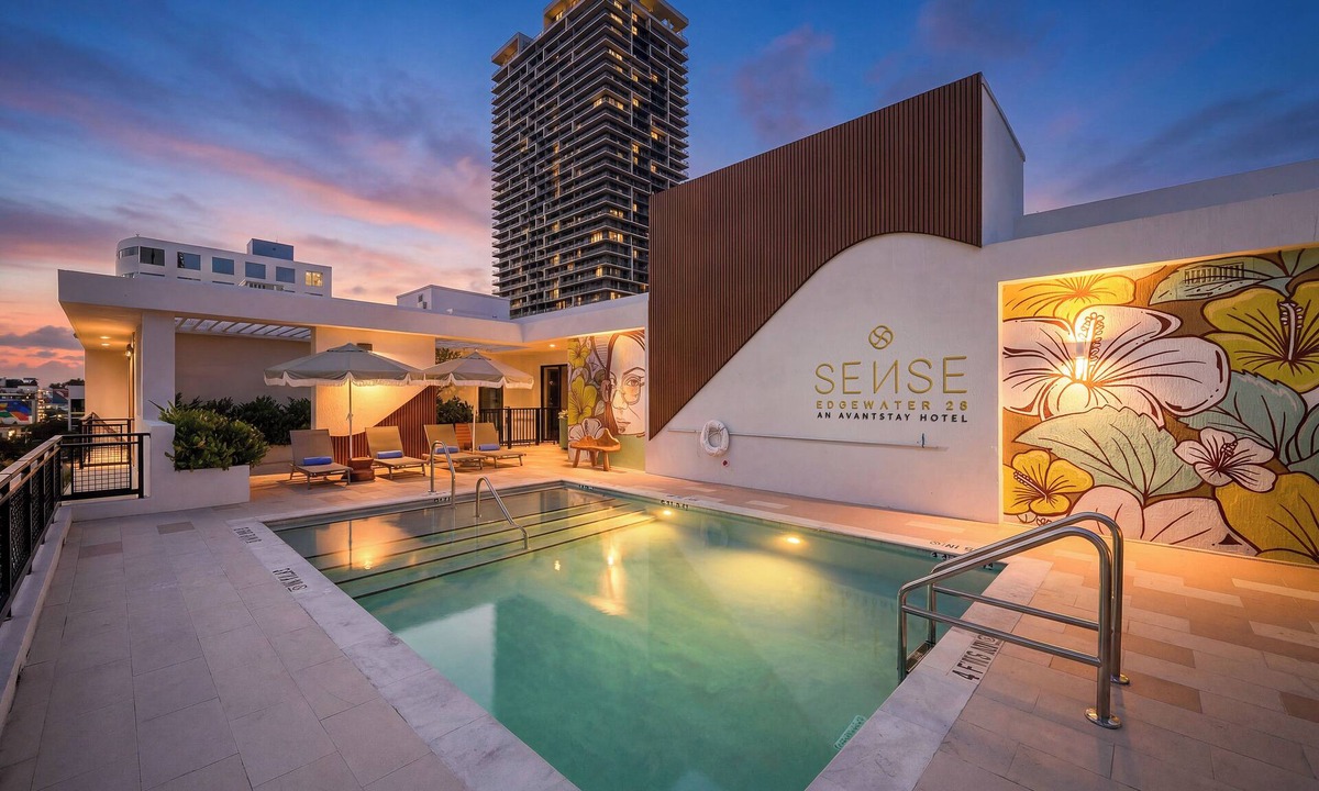 Midtown Apartment | 2 Bedroom Suite w/Balcony, Rooftop Pool | Boutique Hotel in Edgewater | Sense28