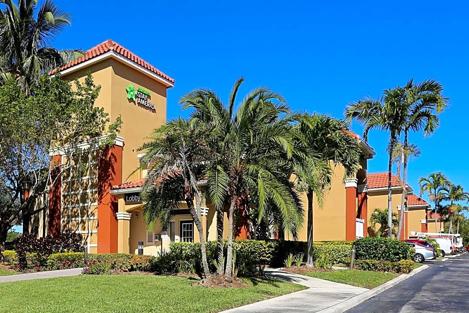 Boca Raton Hotel | 2-Star Hotel ∙ Extended Stay America Suites - Boca Raton - Commerce