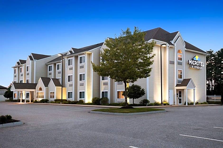 Dover Hotel | 2-Star Hotel ∙ Microtel Inn & Suites Dover by Wyndham