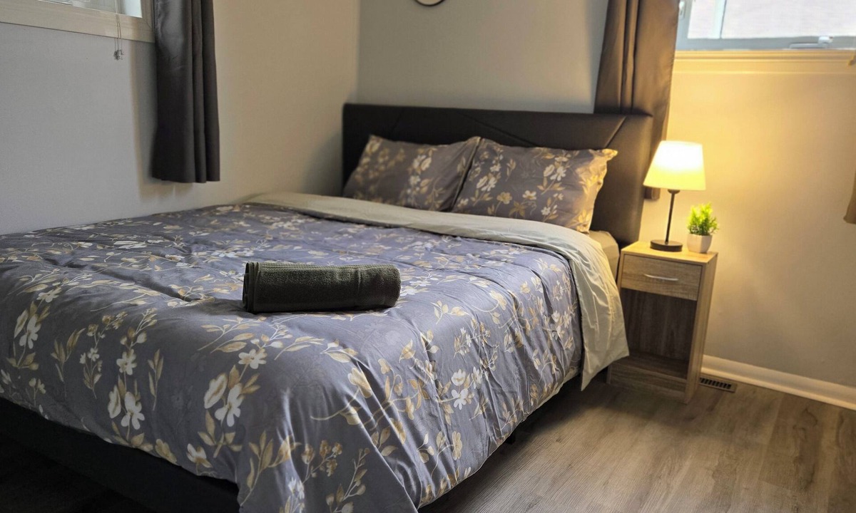 The Pas House | 3 Bedroom Cozy House