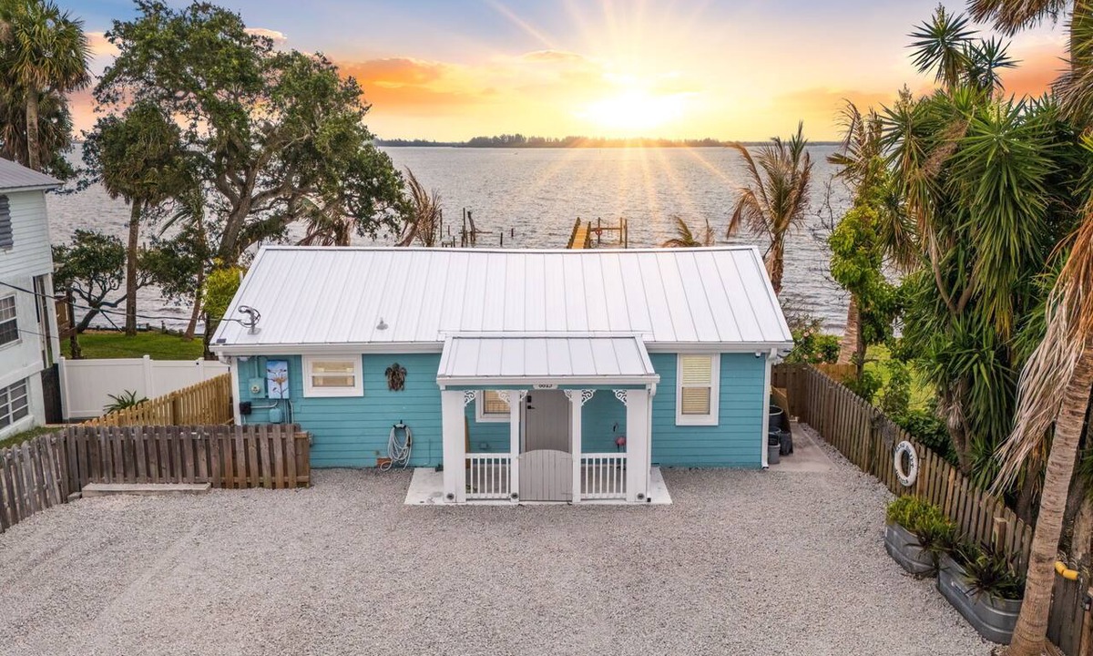 Micco House | 3-BR Waterfront, Sebastian Inlet Views, Private Dock & Daily Wildlife Sightings