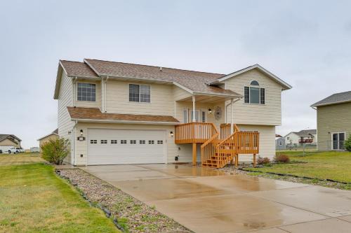 Rapid City House | 4 Mi to Ellsworth AFB! Suburban Home for Families