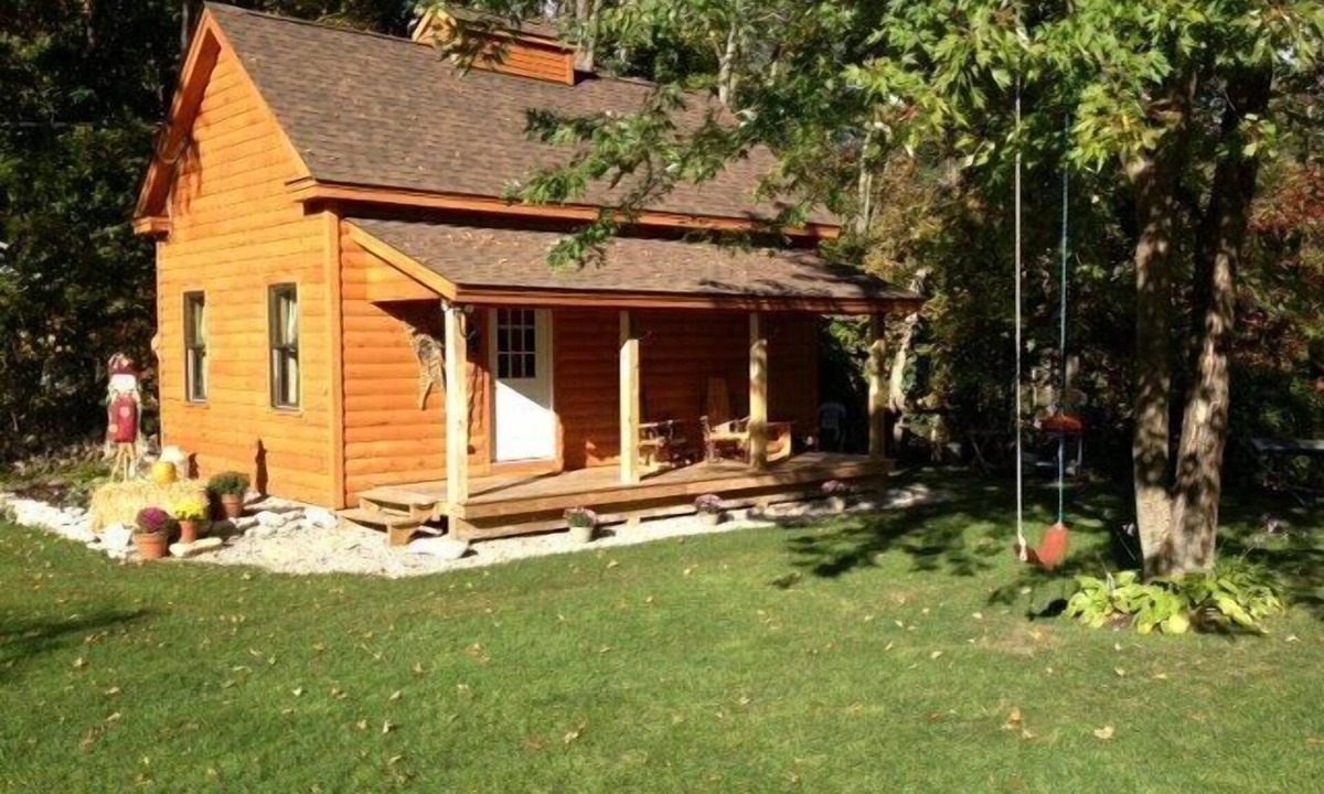 Mount Tabor Cabin | 4 Season Cabin great location.