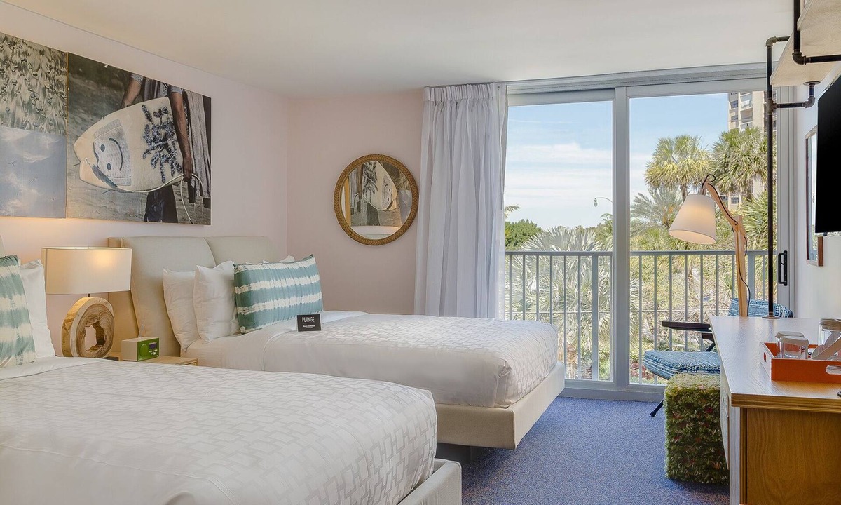 Lauderdale-by-the-Sea Hotel | 4 Spacious Units Near El Prado Park! Water Sports, On-site Pool, Gym Access!