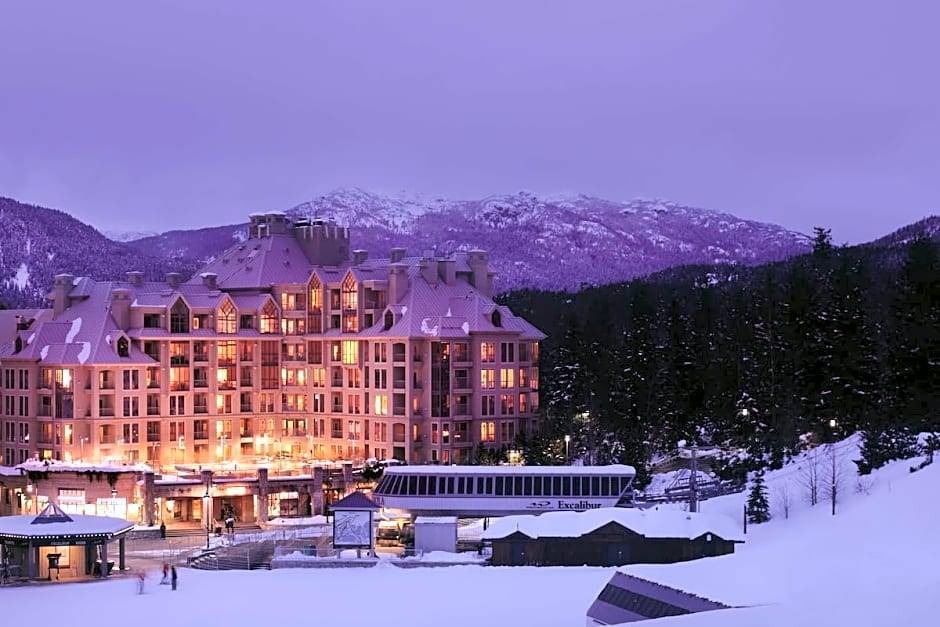 Whistler Village Hotel | 4-Star Hotel ∙ Pan Pacific Whistler Mountainside
