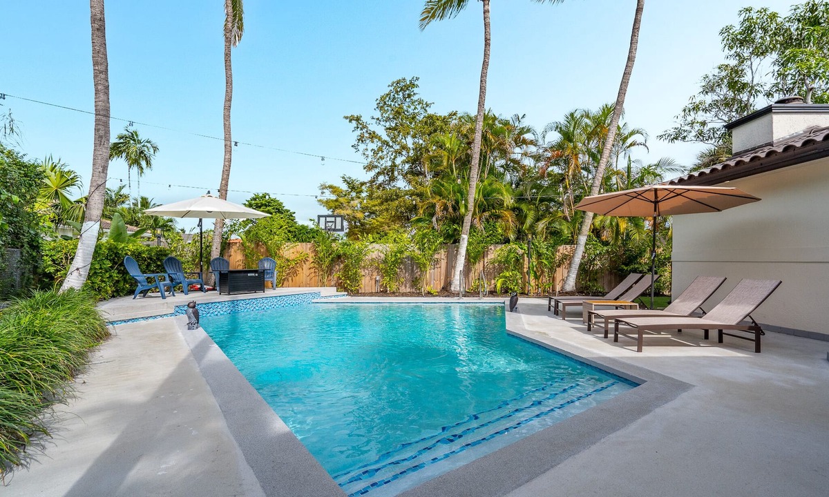 Highland Lakes House | 5-3 1/2 Aventura-Heated Pool-Gas Grill-Coverd Patio