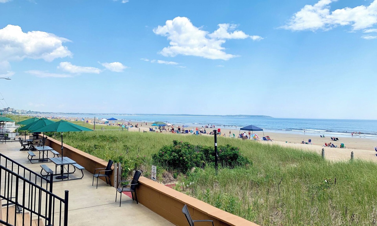 Old Orchard Beach Hotel | Abellona Inn & Suites