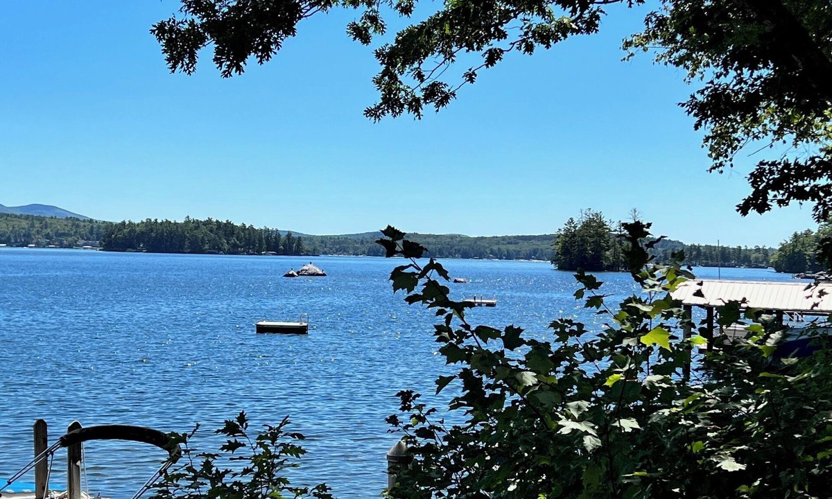 Meredith House | Adventures & Relaxation on Lake Winnipesaukee in New England’s White Mountains