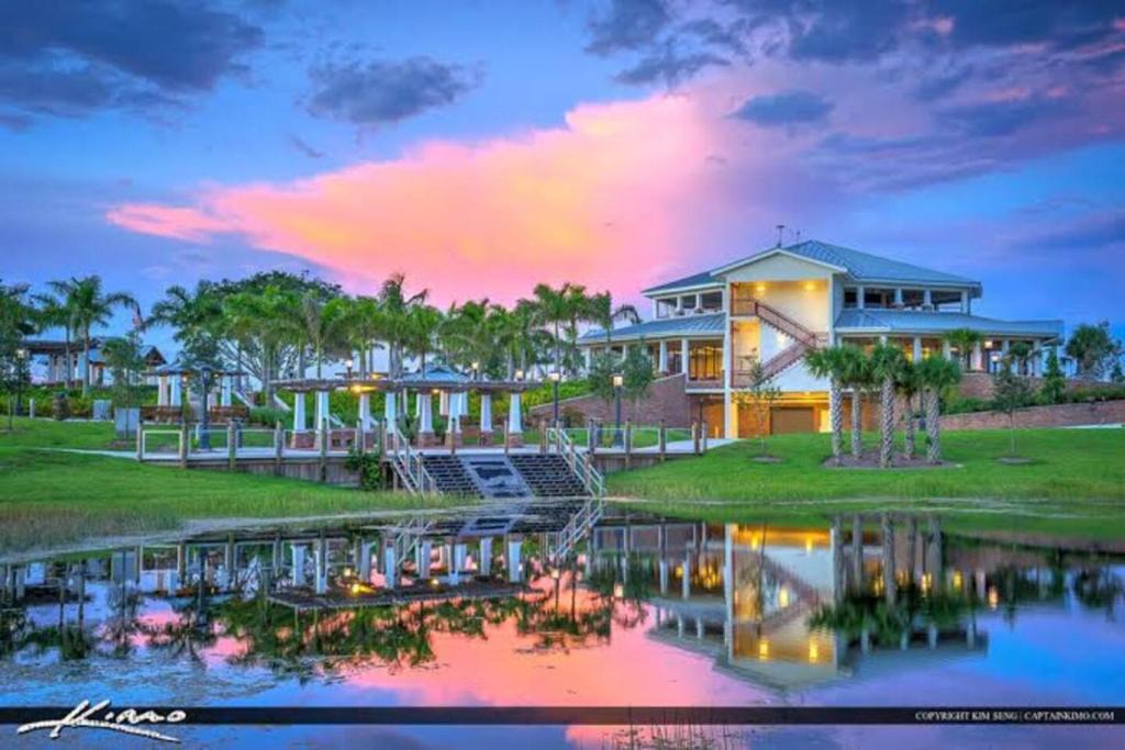 Royal Palm Beach House | Affordable Home In Royal Palm, Near Water GWH