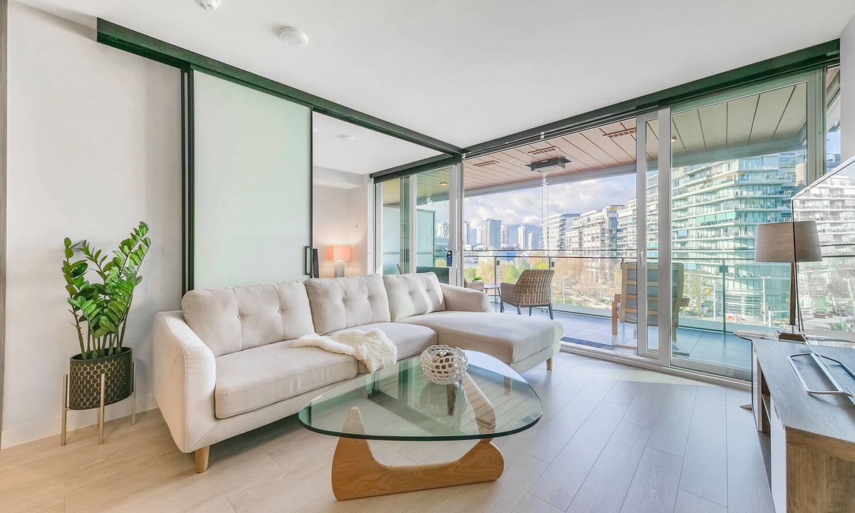 Mount Pleasant Apartment | Amazing 2 bedroom at Avenue One