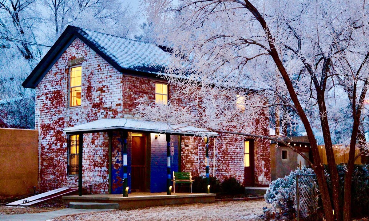 Raton Apartment | Amazing Historic 1800s Carriage House