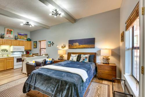 Angel Fire Apartment | Angel Fire Studio w/Fireplace, Walk to Resort!