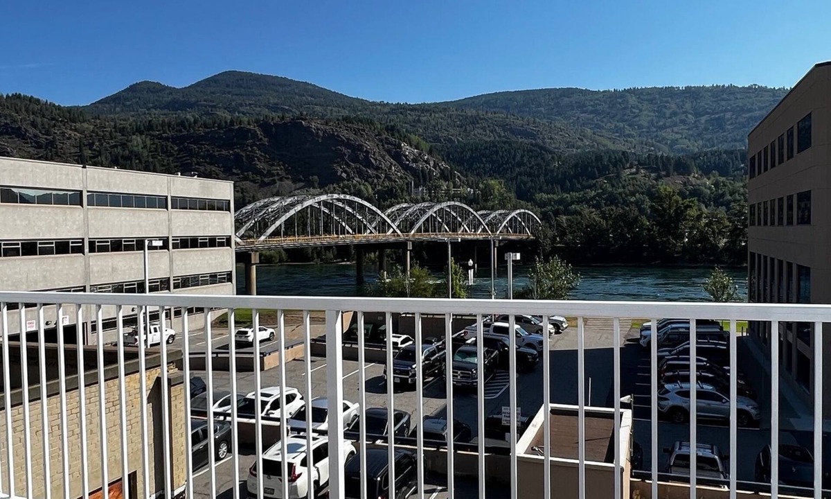 Trail Apartment | Apartment for rent.