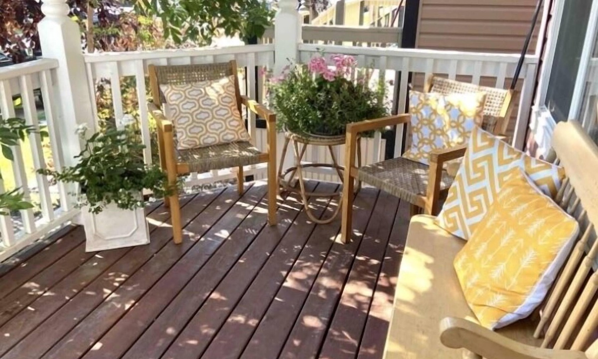 Southeast Calgary House | Auburn Oasis☀️near Stampede*Banff*South Health*4 bdrms*4 bthrms*Sleeps 10*Has AC