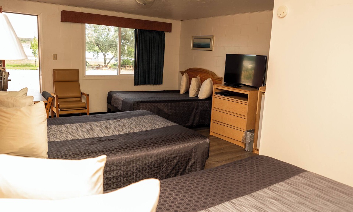 Newcastle Hotel | Autoinn Motel
