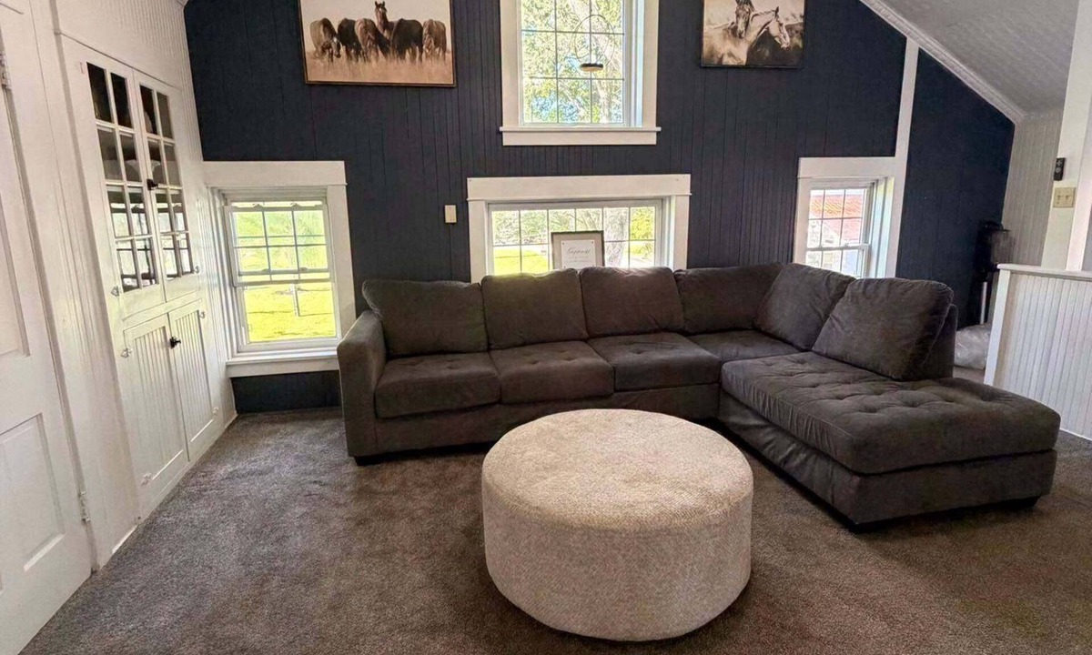 Valley City Apartment | Awesome 1-bedroom apartment in charming downtown Valley City!