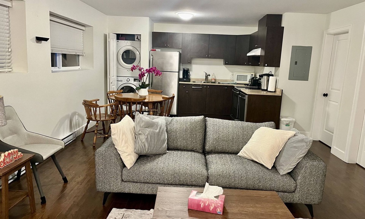 Burke Mountain House | Basement 2bedroom 1bath unitnFully furnished with functional kitchen