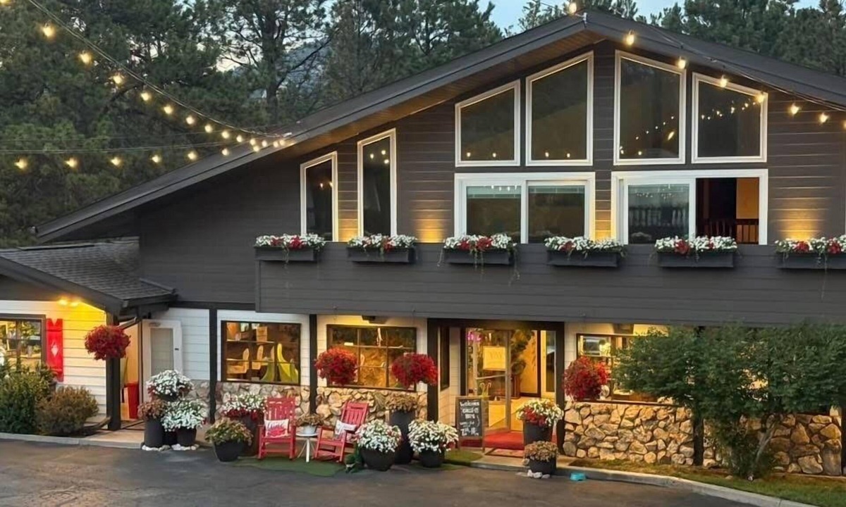 Custer Hotel | Bavarian Inn Black Hills