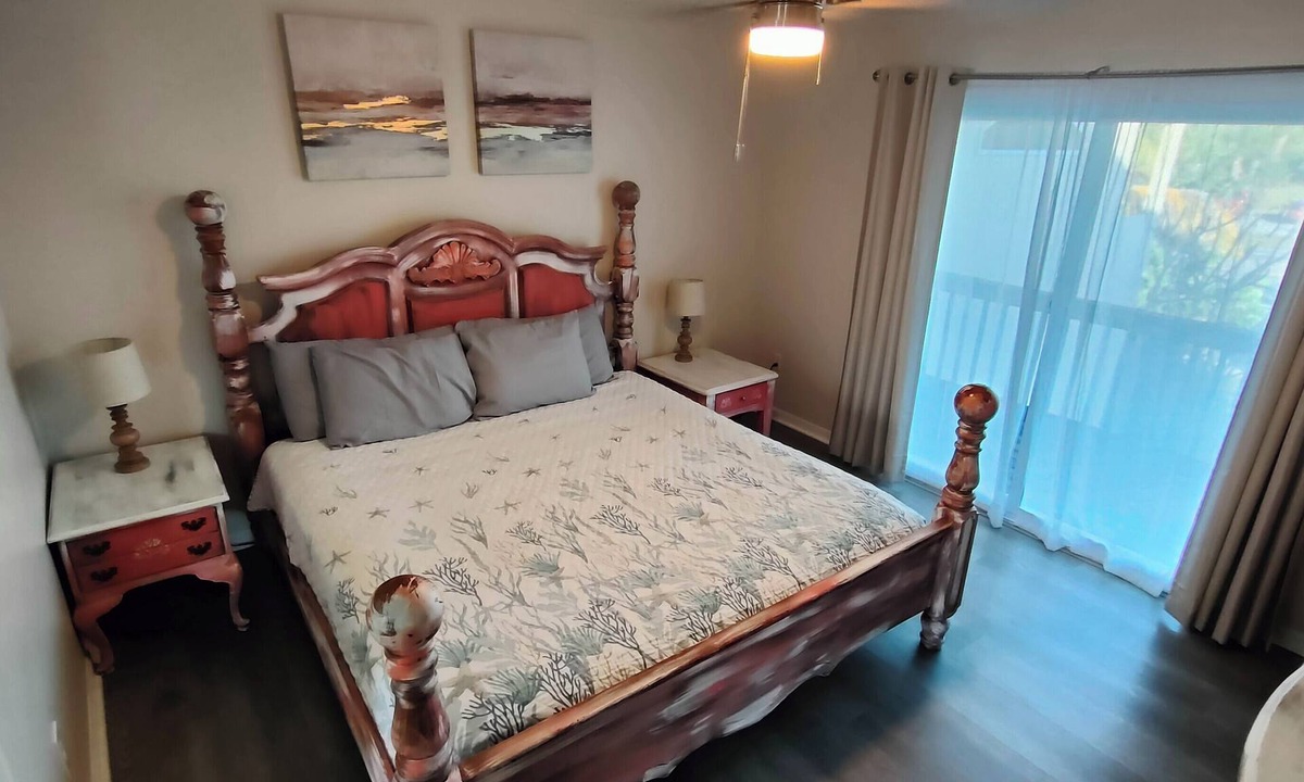 Indialantic House | Beachfront Duplex 6BR/4BA – 16+ Guests – Paradise Park, Melbourne FL