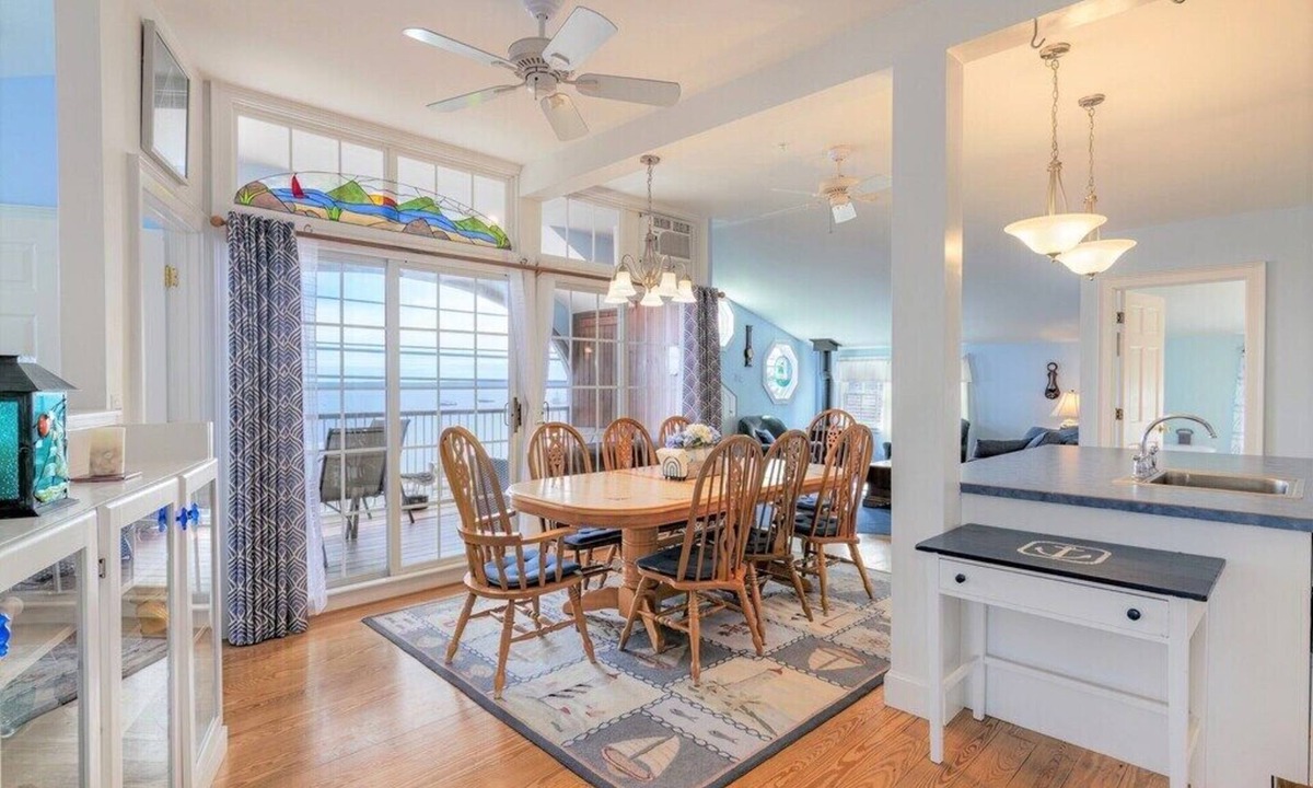 Lincolnville Apartment | Beachfront Family Penthouse with Stunning Views