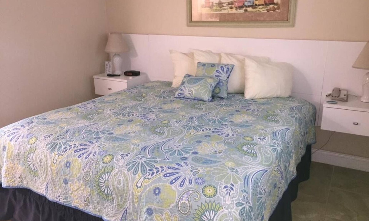 Indialantic By The Sea Resort | Beachfront Indialantic Retreat | 1 King Bed | Near Cocoa Beach