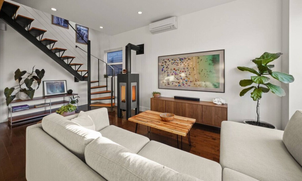 Grandview-Woodland House | Beautiful and Modern House near Commercial Drive