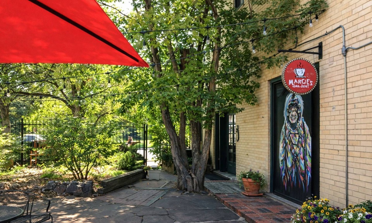 Greeley Apartment | Beautiful Bungalow Next to Unc-free Cruiser Bikes!
