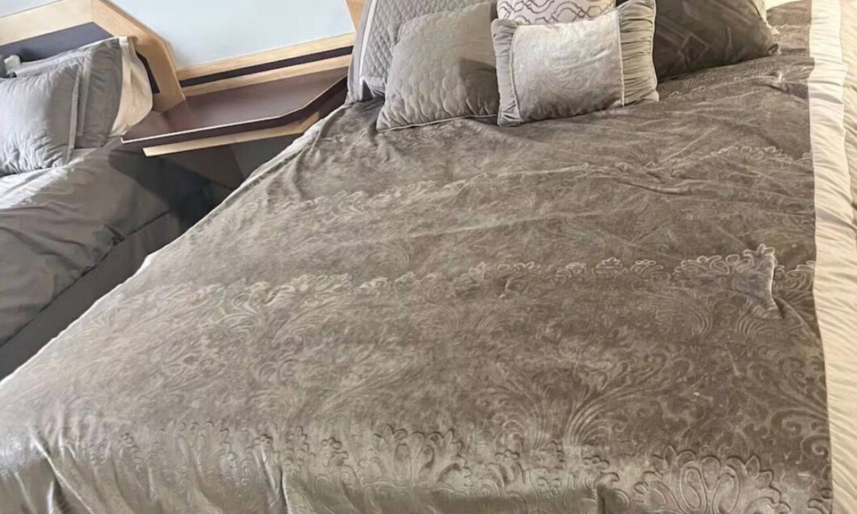 Wynyard Apartment | Beautiful corporate apartment with AC in vibrant Wynyard sleep upto 6 people