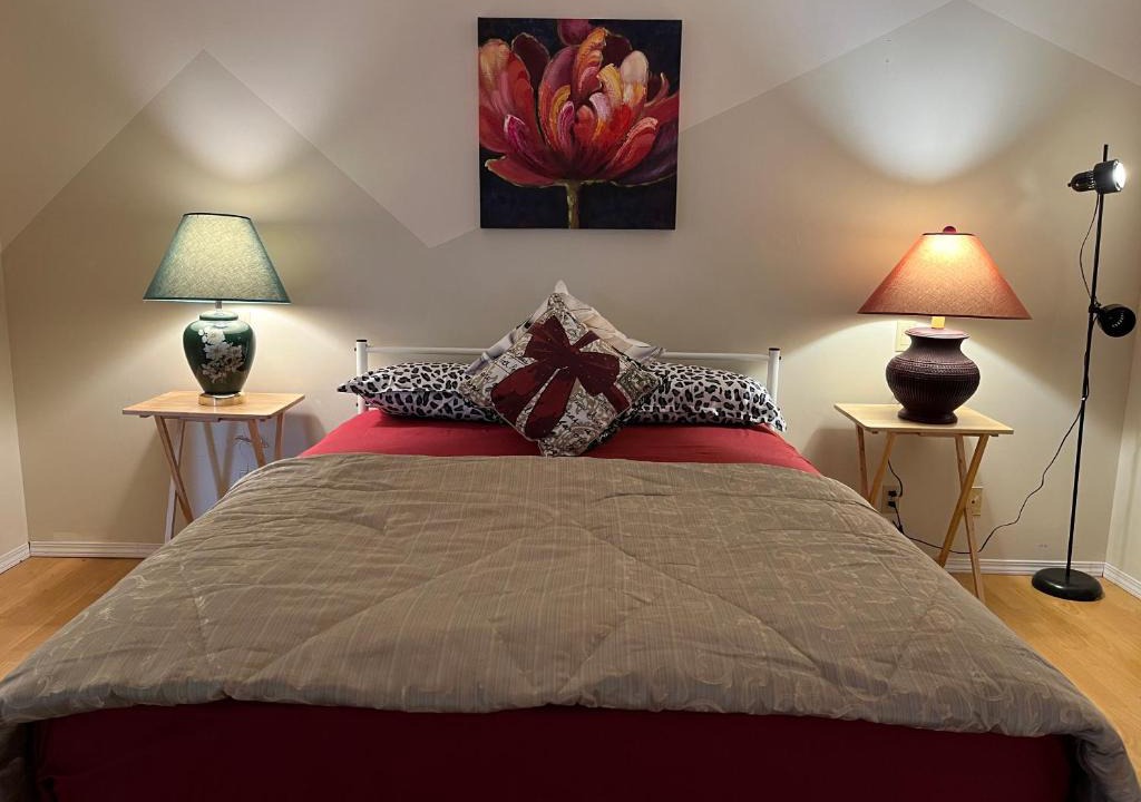 Fleetwood House | Beautiful Cozy Private Room in Surrey