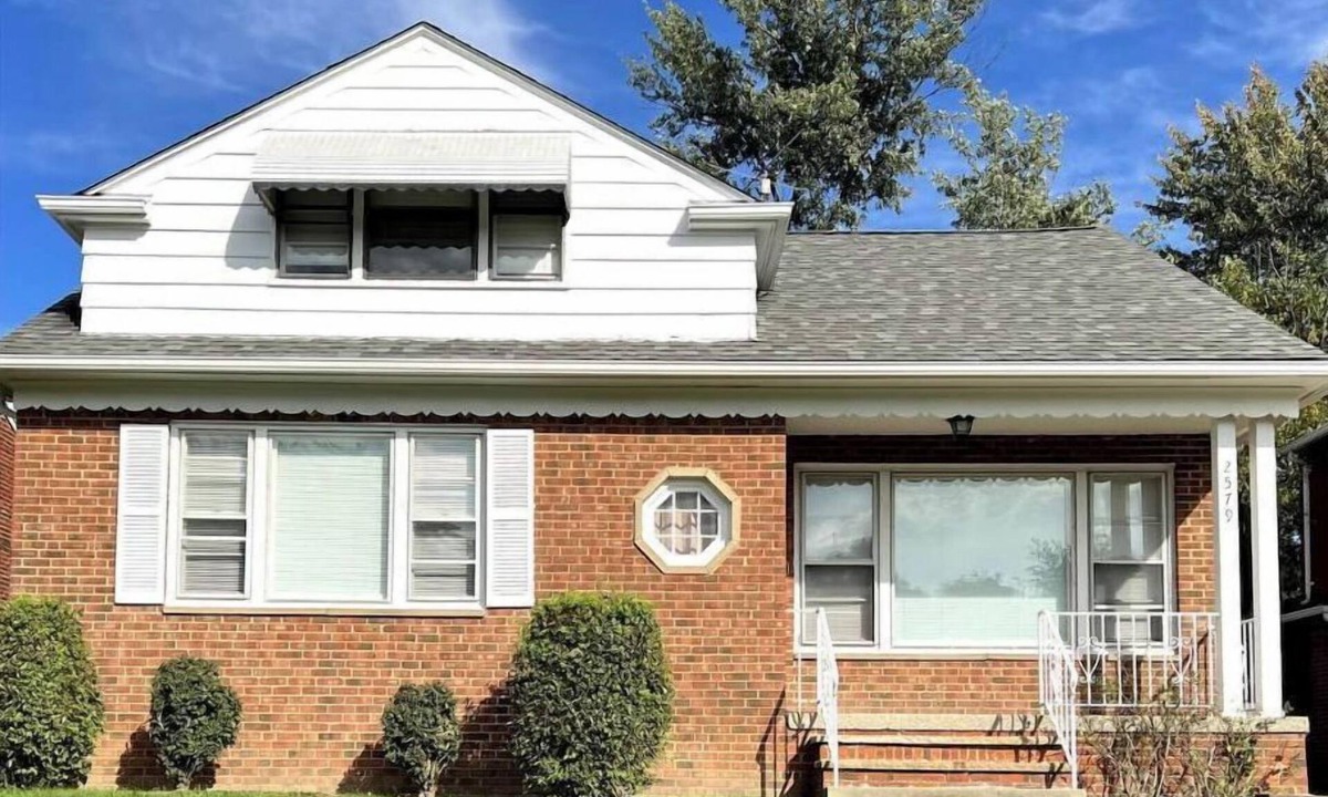 Beachwood House | Beautifully Renovated, Luxury Home in Beachwood OH