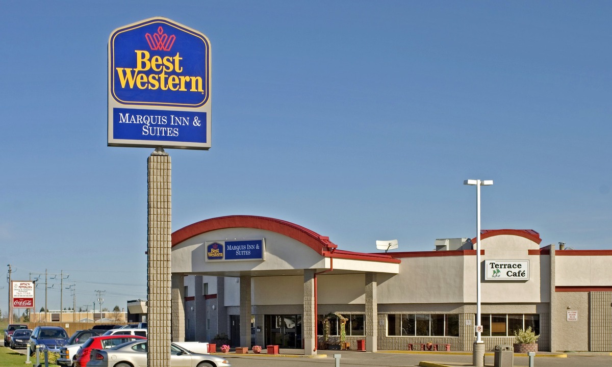 Prince Albert Hotel | Best Western Marquis Inn & Suites