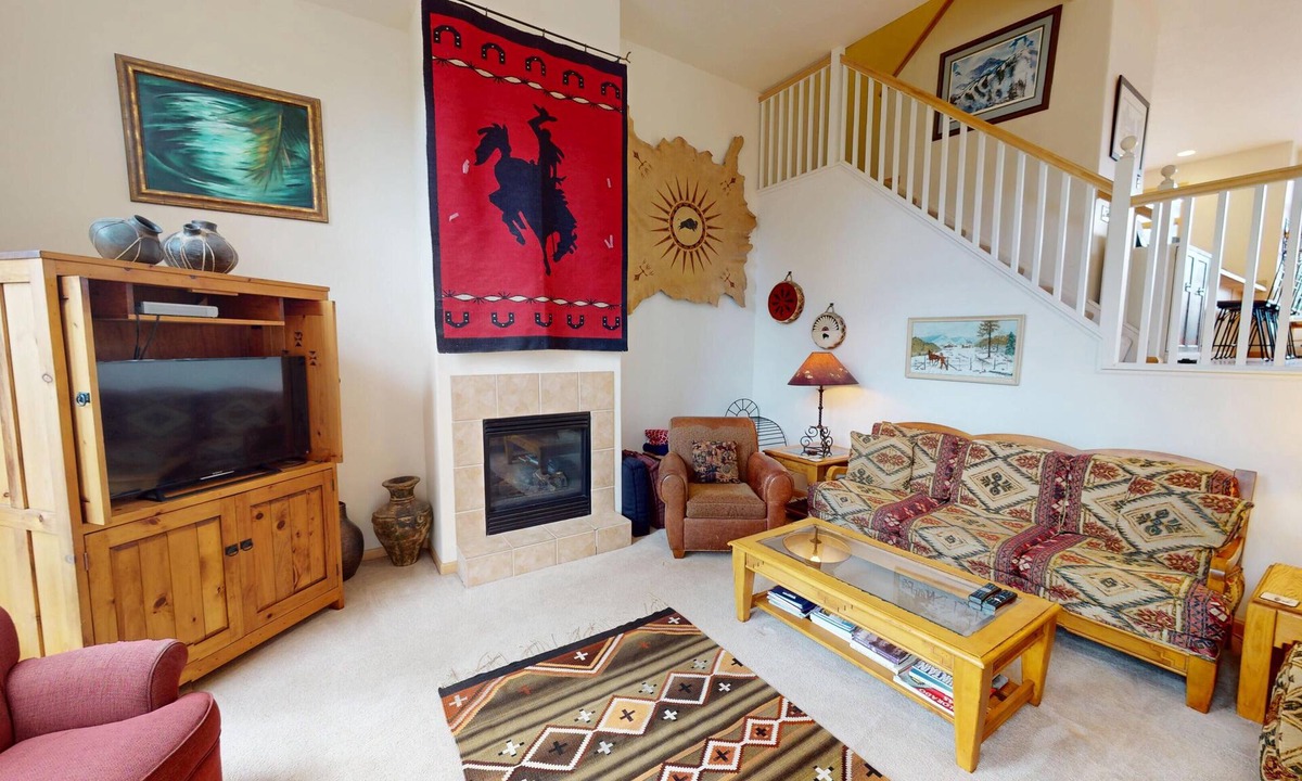 Frisco House | Big End Unit, Deck! Near Lake Trail. Easy Drive to Dining, Activities, Events