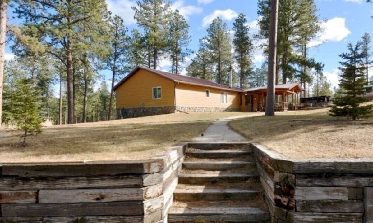 Rapid City Cabin | Black Hills Cabin Located Off The Beaten Path Perfect For Some R&R at Miners!