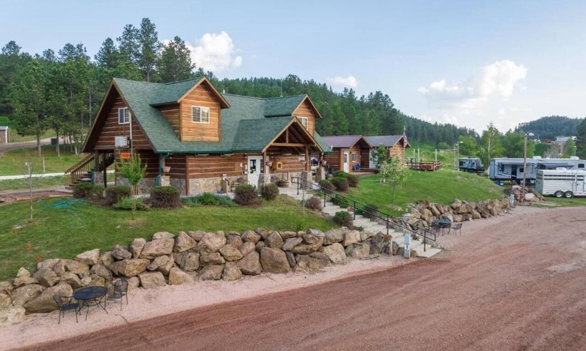 Hill City Cabin | Black Hills Trailside Park Resort