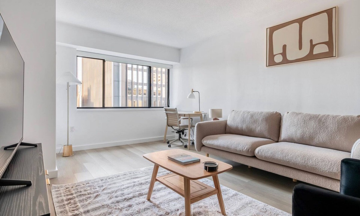 Downtown Boston Apartment | Blueground | Downtown, pool, nr Boston Common