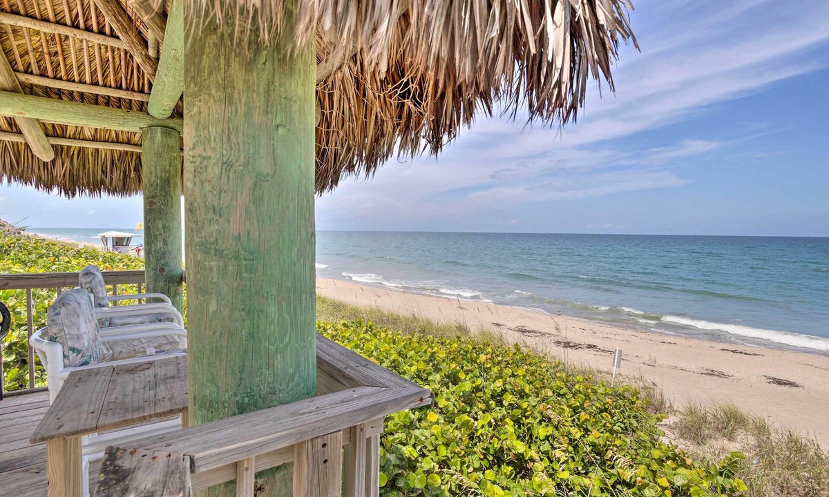 Beach Club Colony House | Boat Lovers Paradise: Walk to Private Beach!
