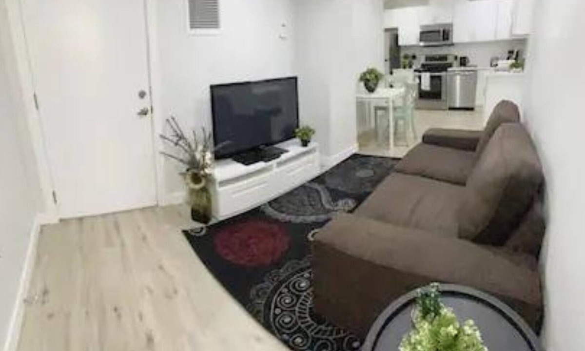 Northwest Edmonton House | Brand new 2-Bdrm Near Wesmount Mall