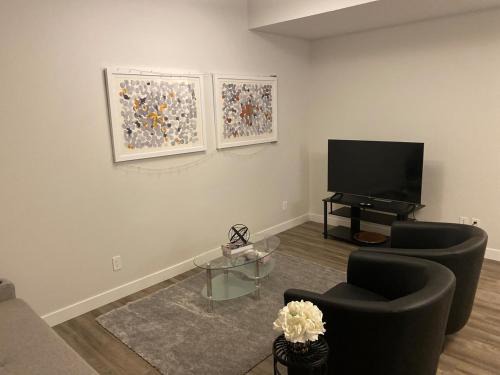 Calgary Apartment | Brand new suite with parking pad at the back