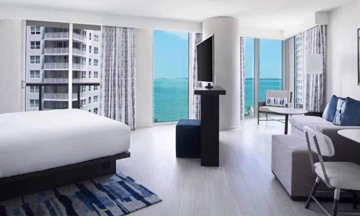 Brickell Hotel | Brickell Junior Suite | Bay Views, Pool Access & Dining Steps Away