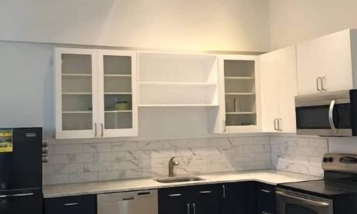 Burlington Apartment | Burlington South End 1 bdr/1ba Private Suite