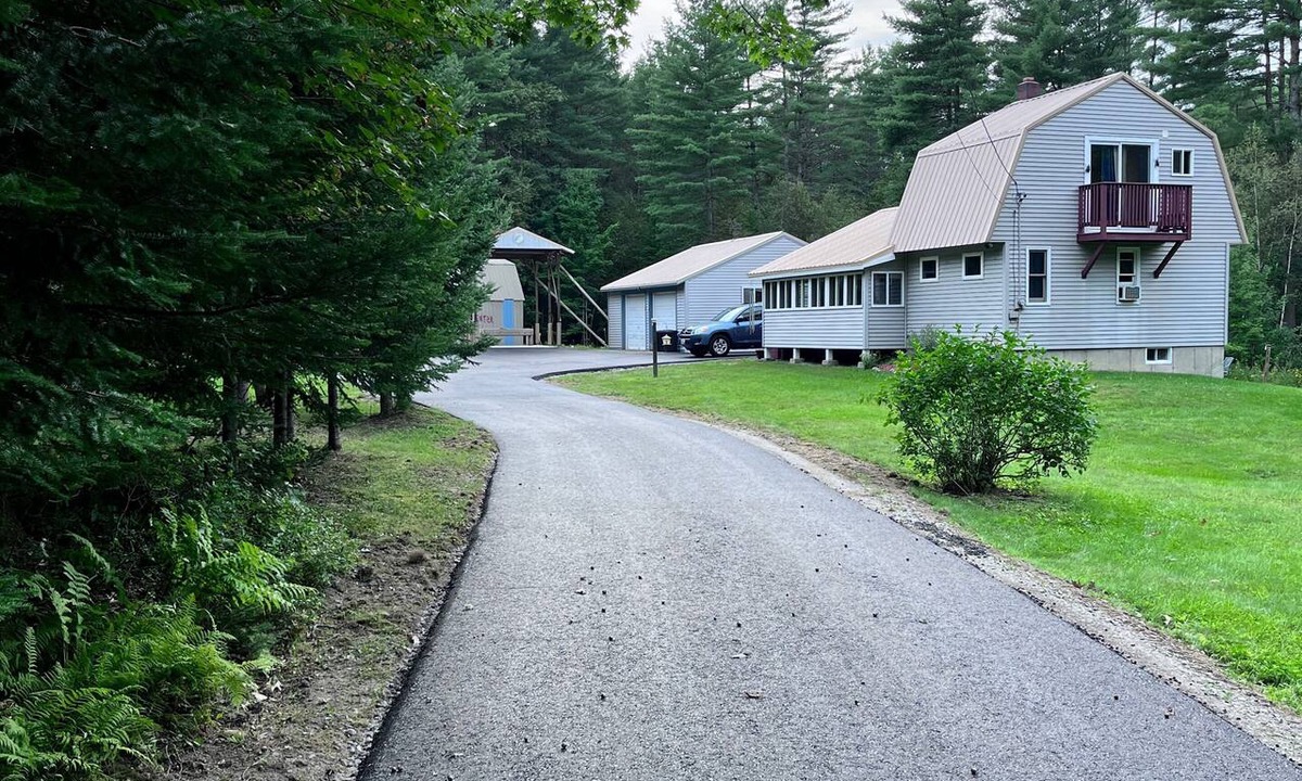 Madison Cabin | Cabin,30 acres, privacy, Fire pit, picnic table, BBQ, trails & close to town.