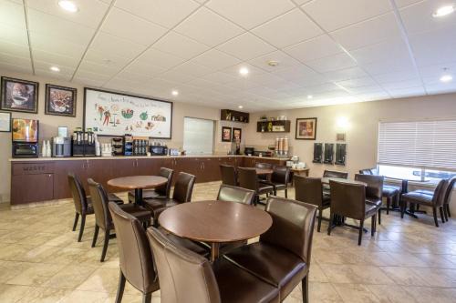 Oyen Hotel | Canalta Hotel Oyen