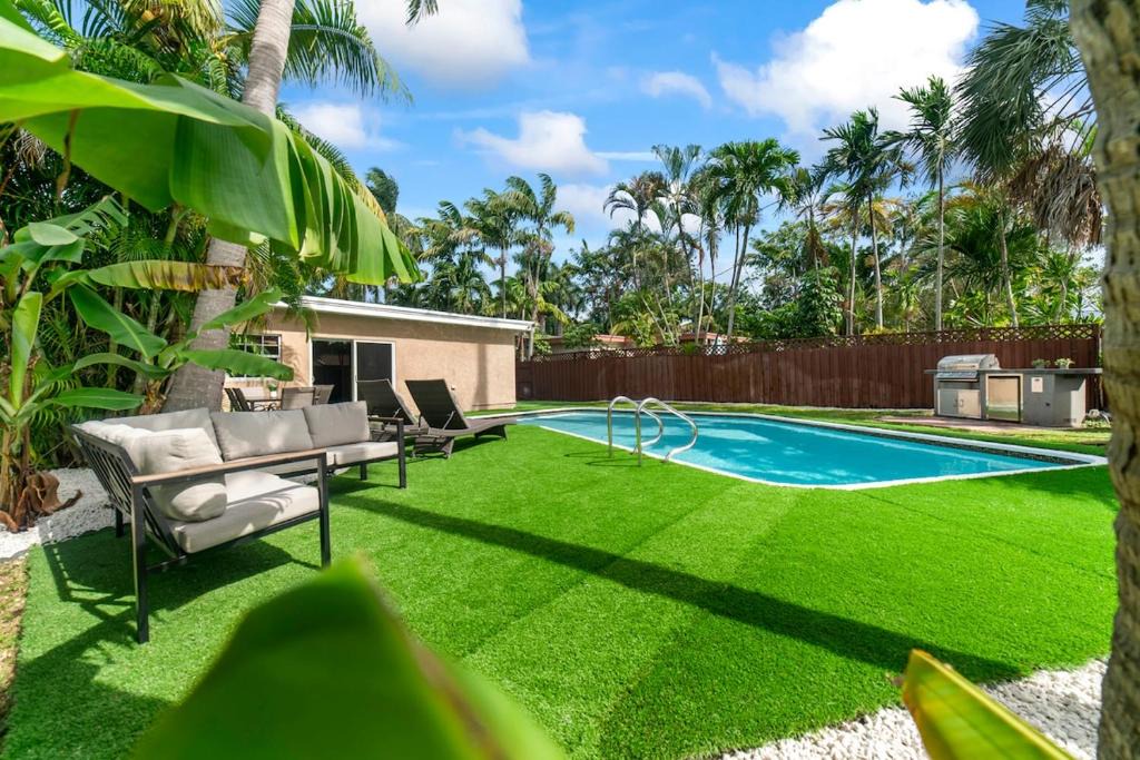 North Central Hollywood House | Casa Palma - Tropical