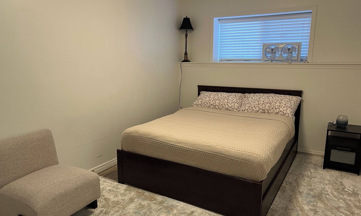 Regina Apartment | Central Regina - Peaceful & Very Central - A walking distance to everything!