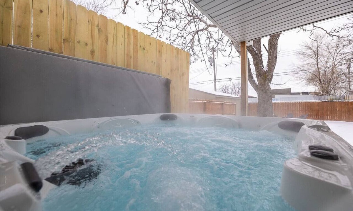Rapid City Apartment | Centrally Located-Fire Pit- Hot Tub-Fenced Yard