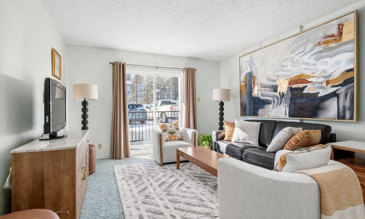 East Kootenay Apartment | Charming 1BR Near DT Kimberley: Pool, Hot Tub and Gym